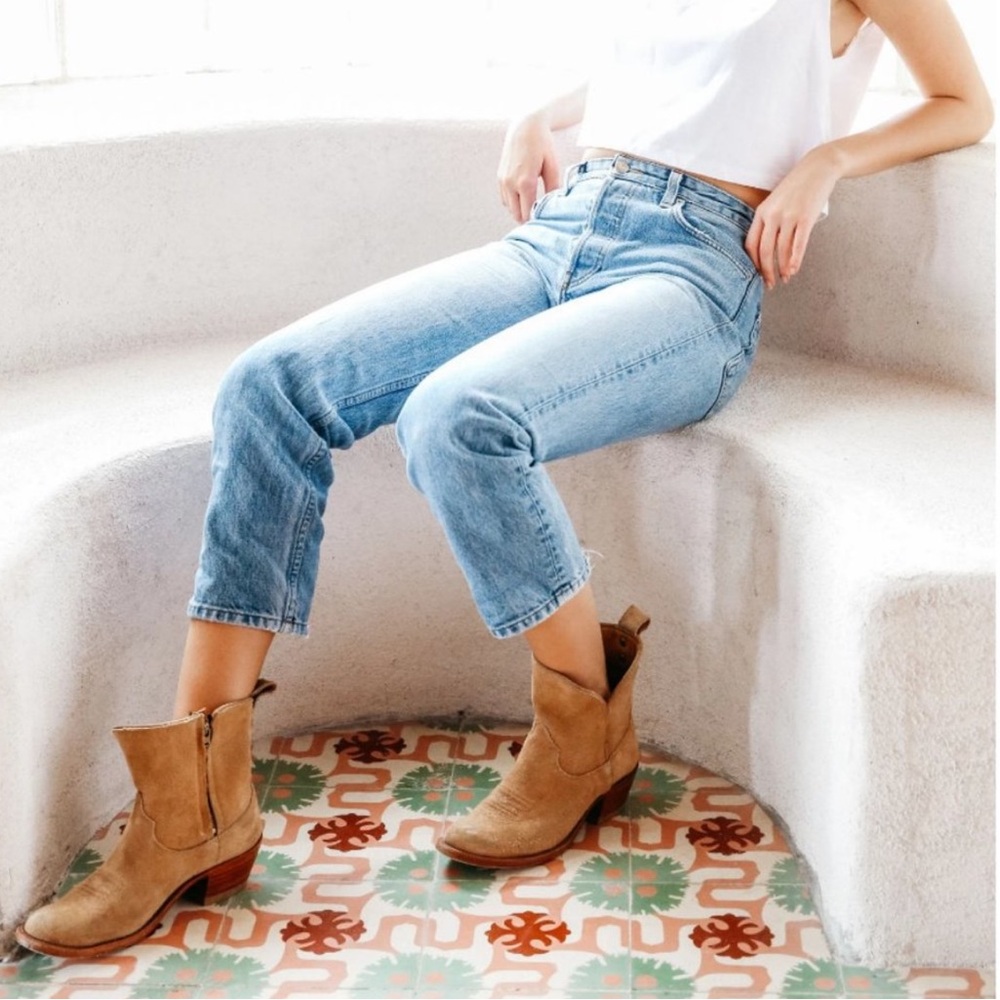 Miron Crosby Stylish Tan Ankle Booties for Women Sz 8.5